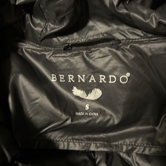 Bernardo Hooded Long Portable Packable Puffer Coat - Picture 9 of 10